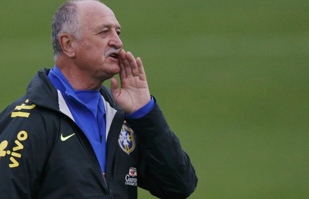 Duel la nivel înalt » Luiz Felipe Scolari îi răspunde dur lui Van Gaal: "Comentarii stupide sau rău intenţionate"