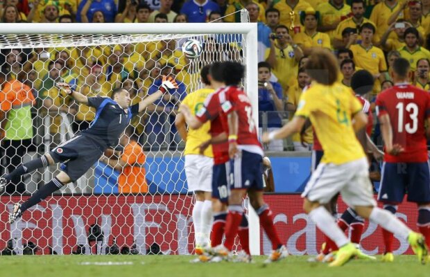 VIDEO+FOTO Fundaşii fac Brazilia frumoasă! » Visul "hexacampeao" continuă pentru Selecao, după 2-1 cu Columbia