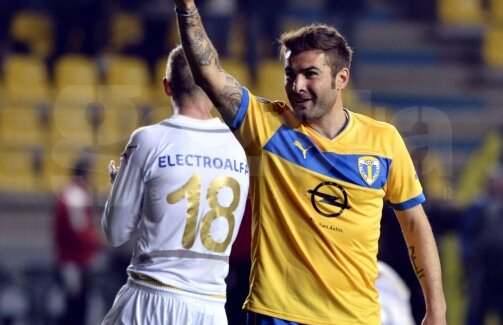 VIDEO Mutu e din nou în formă » Căpitanul Petrolului înscrie pe bandă rulantă