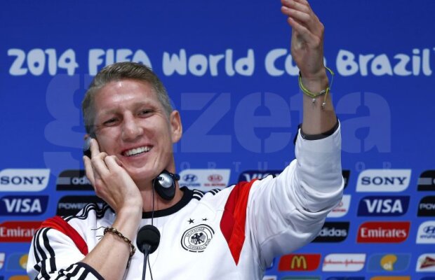 Nemţii nu pot fi intimidaţi! "Nu simţim nici o presiune!" » Bastian Schweinsteiger, impresionat de un fotbalist argentinian. Nu, nu e Lionel Messi! :)