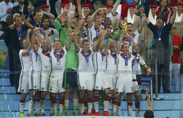VIDEO+FOTO Mannschaft de PATRU stele! Germania e noua campioană mondială după 1-0 în prelungiri cu Argentina