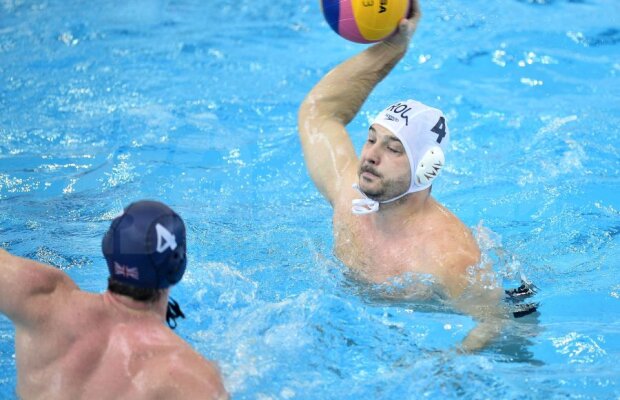 Le-au zburat penele! » România a învins fără drept de apel Franţa, 15-8, şi se bate cu Spania pentru locul 7