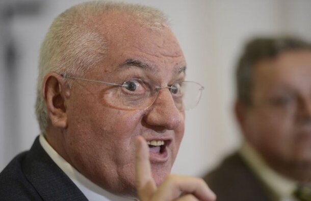 Dumitru Dragomir se implică în problemele de la Steaua: "O să-i zic să stea în banca lui"