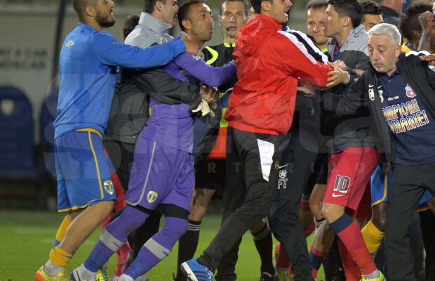 VIDEO Seara execuţiilor fantastice » Goluri incredibile marcate de Cristi Tănase şi Juan Albin