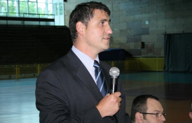 Planurile FRF pentru antrenorii români: "Dorim să înfiinţăm Academia Română de Fotbal". Cu ce se va ocupa aceasta