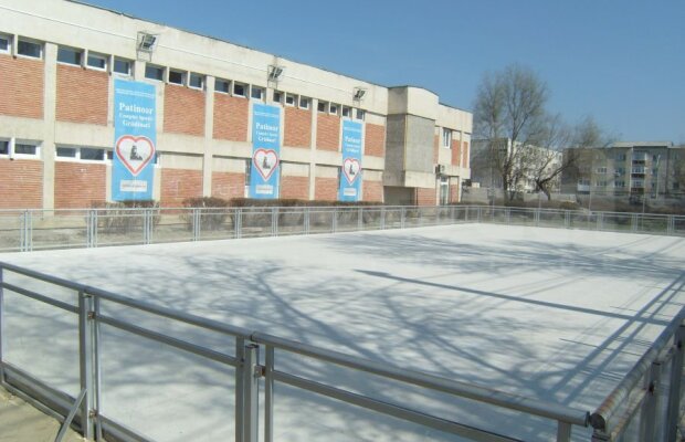 100% oranj » Ciprian Paraschiv, director de dezvoltare în FRF, a fost promovat de politic în toate funcţiile pe care le-a deţinut