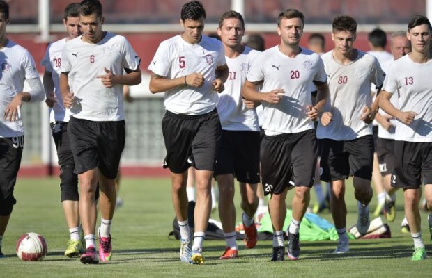 Un fost portar al celor de la CFR se antrenează cu Rapidul! » Discuţiile sunt avansate!