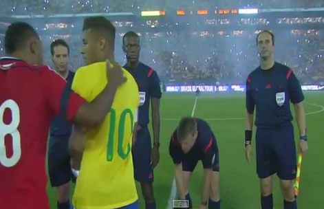 VIDEO Momentul serii la Brazilia - Columbia! Neymar Jr. şi Juan Zuniga s-au reîntîlnit la două luni de la incidentul de la Campionatul Mondial! Reacţie fabuloasă