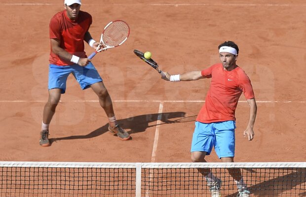 Dublu de foc » Florin Mergea şi Horia Tecău au cîştigat al doilea punct pentru România » Azi sînt meciurile decisive