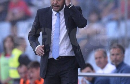 Cosmin Contra a făcut analiza meciului pierdut cu Sevilla » Ce-l îngrijorează pe "Guriţă"