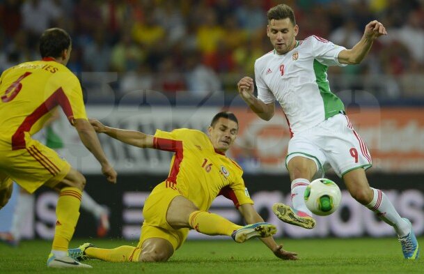 Scandal la unguri » Pinter demis!