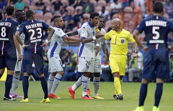 VIDEO Brandao a primit verdictul după ce l-a lovit pe Thiago Motta » Ce pedeapsă a primit atacantul