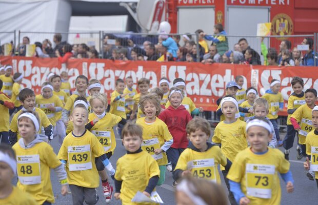 Invazia micilor alergători! » Sute de băieţi şi fetiţe au alergat la International Marathon 2014