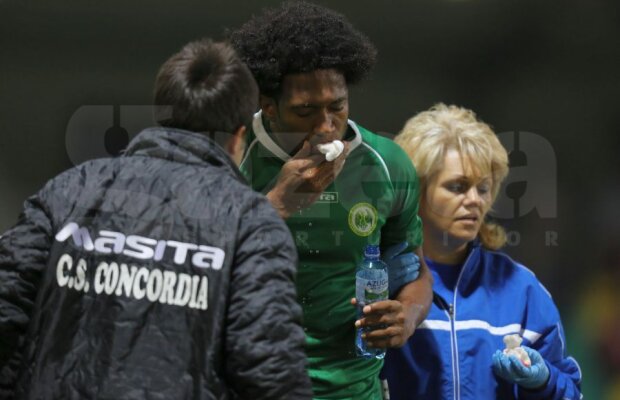 Oana Duşmănescu taxează reacţiile la incidentul rasist de la Chiajna: "Pentru că unii rîd la bancul prost cu banana aruncată din tribune, cei care îl fac nici nu se vor opri!"