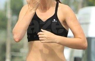 FOTO Oameni obişnuiţi şi pasiunile lor neobişnuite » Ultrafemeia Adriana Istrate