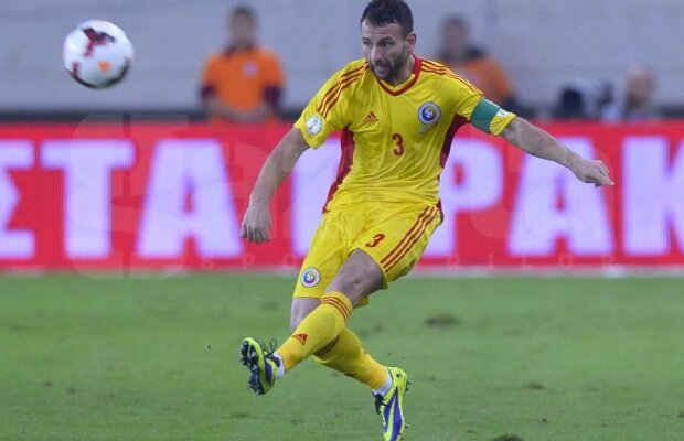 Ediţie specială » Gazeta îi dedică astăzi 4 pagini lui Răzvan Raţ, fotbalist ajuns la 100 de partide jucate pentru România