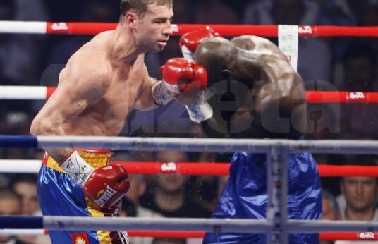 FOTO şi VIDEO Lucian Bute, noul Rocky! Primele imagini cu românul antrenîndu-se cu Manny Pacquiao