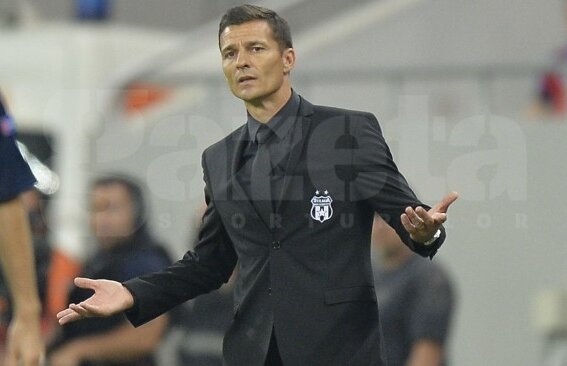 Enigmă cu un titular al Stelei » Costel Gâlcă: "El zice că îl doare, dar la RMN nu a ieşit nimic"