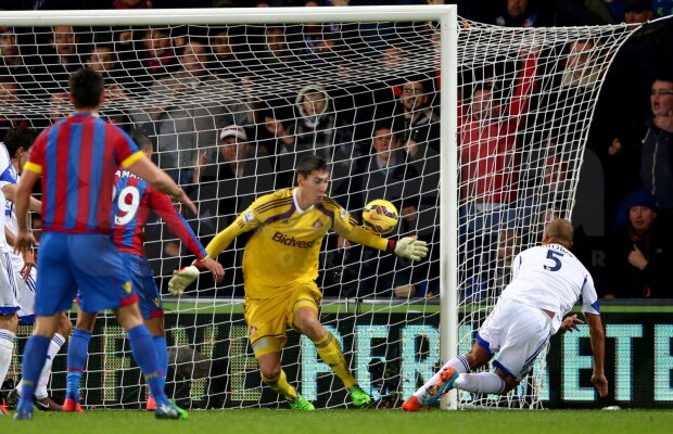 VIDEO Pisica furioasă » Costel Pantilimon a debutat cu nervi la Sunderland, 3-1 cu Crystal