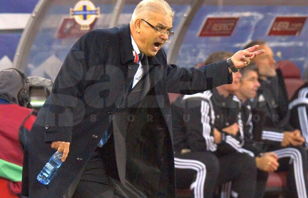 Selecţionerul a uimit la conferinţa de presă: "Vă rog să mă scuzaţi" » Laude pentru Lucian Sînmărtean şi cauza evoluţiei modeste a lui Cristi Tănase