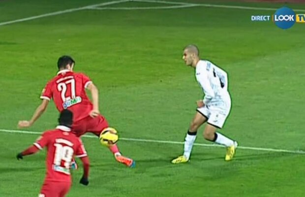 VIDEO Medieşenii au cerut penalty în prima repriză cu Dinamo. Trebuia acordat?