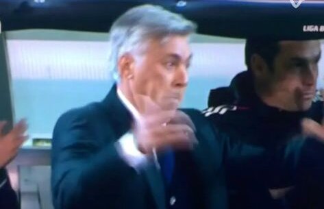 VIDEO incredibil: Sergio Ramos a degajat fix în camera de transmisie! Iar Carlo Ancelotti a luat în rîs felul în care Ronaldo se bucură la goluri