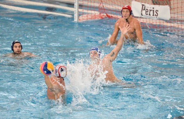 Steaua, la un pas de semifinalele Eurocup la polo, după 9-7 cu Waspo