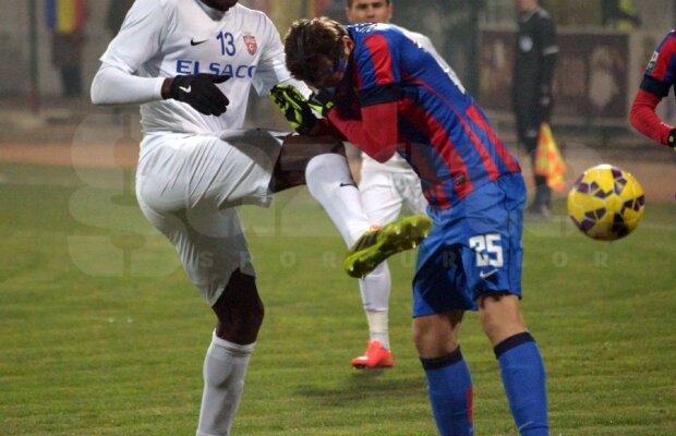 Îşi pune în pericol cariera? Raul Rusescu a evoluat la Botoşani, deşi încă vede dublu!