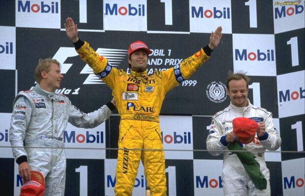 S-a luptat cu Michael Schumacher şi Mika Hakkinen şi acum conduce un dric :O