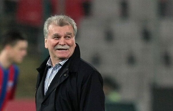 Mai implicat ca niciodată! Dinu Gheorghe, în pline negocieri cu un antrenor: "Da! Recunosc că discutăm"