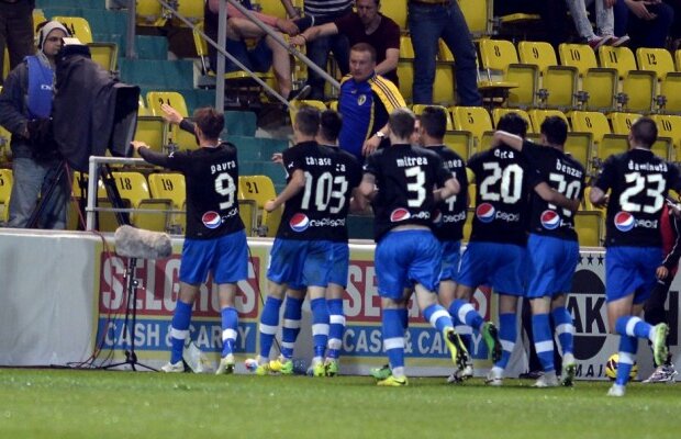 FOTO Ofertă de ultimă oră pentru puştiul-minune de la Viitorul Constanţa! Un antrenor român îl vrea în Emiratele Arabe