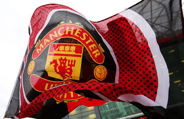 Declaraţii rasiste din partea unui scouter al lui Manchester United: "Ţiganii români, aceşti jegoşi din estul Europei, merită un şut peste graniţă!" » Reacţia categorică a clubului englez