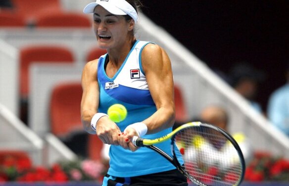 S-a pierdut » Monica Niculescu a fost eliminată de Samantha Stosur în primul tur la Australian Open