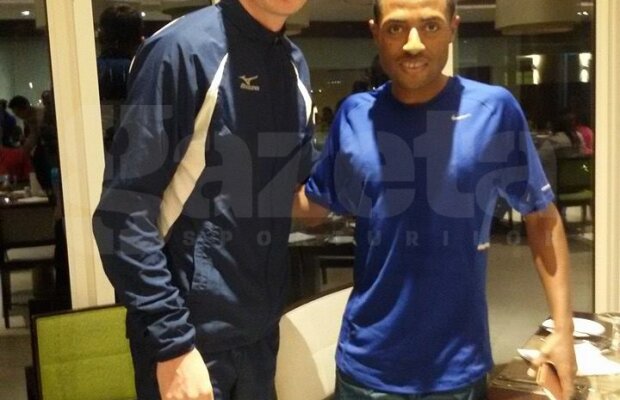 Performanţă incredibilă pentru 3 români la Maratonul din Dubai » Au cîştigat medalia de aur la echipe şi l-au întîlnit pe Kenenisa Bekele