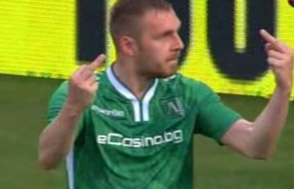 VIDEO Ludogoreţ, tot mai departe de titlu! Înfrîngere pe terenul lui Litex într-un meci în care Moţi a fost eliminat » Gesturi obscene către public ale românului