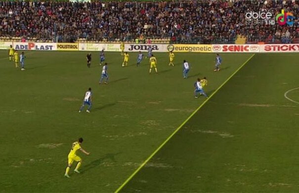 VIDEO Steaua acuză arbitrajul lui Marius Avram de la Craiova » Două faze controversate în doar două minute + un penalty în prelungiri