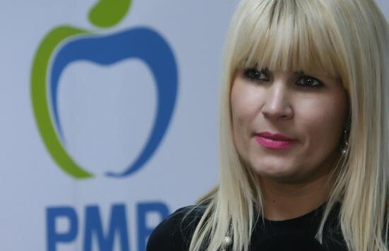Vezi în Gazeta de luni cine este agentul secret plantat lîngă Elena Udrea!