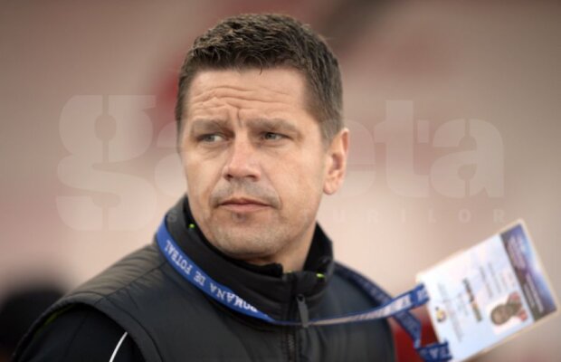 Dezvăluiri din "haită" » Şefii lui Dinamo au pregătit echipa în iarnă pentru Flavius Stoican