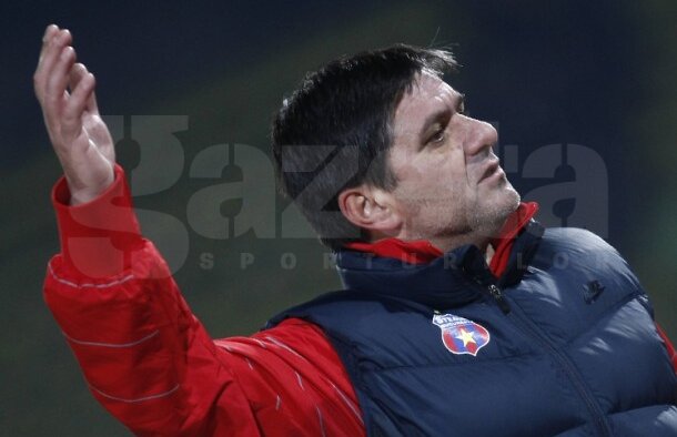 Marius Lăcătuş ia atitudine după gestul făcut de Cristi Tănase » Ce spune legenda roş-albaştrilor despre absenţa suporterilor de la stadion