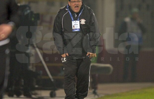 Ne aşteaptă un final încins de campionat » Antrenorul Rapidului e convins: "Lupta se va da pînă în ultima clipă"