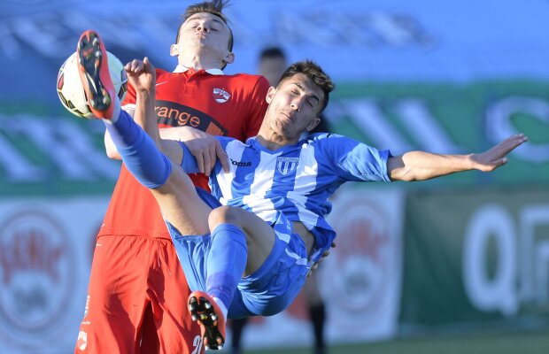 VIDEO Bambilici color » Fotbaliştii de la CS U Craiova și Dinamo au oferit o reprezentaţie amară: 0-0