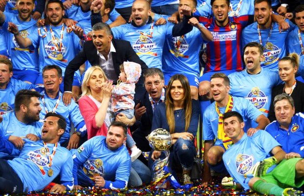 Oficialii Stelei, în extaz după cîștigarea Cupei Ligii: "Am deschis balul cu acest trofeu"