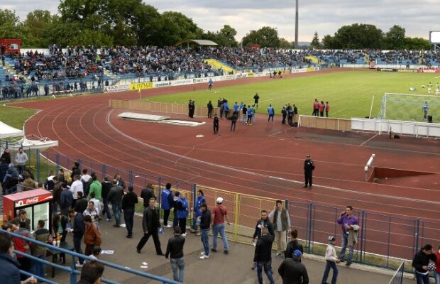 Probleme la Iași! Un copil de mingi a leșinat în spatele porții