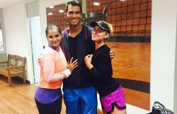 Corespondenţă din Paris » Horia Tecău s-a oprit în semifinale la mixt  