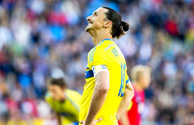 VIDEO Ibrahimovici a lovit din nou » Cameramanul n-a schițat nici un gest 