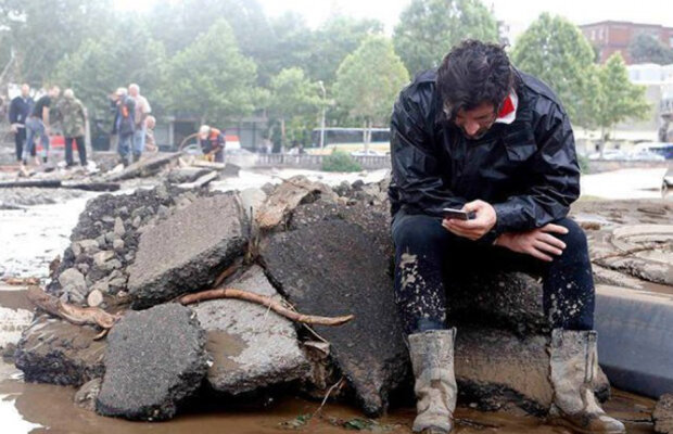 Kaha Kaladze, ajutor la inundaţiile din Tbilisi!