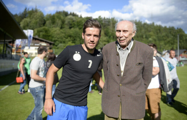 Iubire roș-albastră nemțească » Un german este printre cei mai vechi simpatizanți ai Stelei 