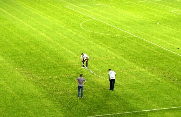 UEFA a decis » Sancţiuni extreme pentru croaţi după ce fanii au făcut semnul svasticii pe gazon