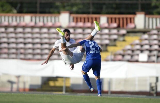 FOTO Căldura a secat pofta de gol a jucătorilor » FC Voluntari a remizat cu Pandurii, scor 0-0