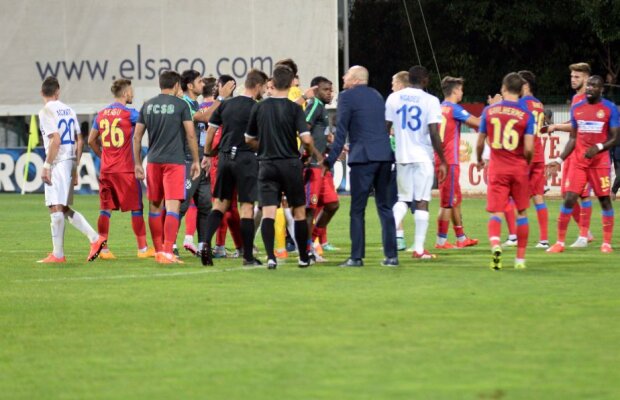 Porumboiu îl face praf pe arbitrul Tudor, după meciul FC Botoșani - Steaua: "Face tîlhării! Putea să dea penalty și de la mănăstire"